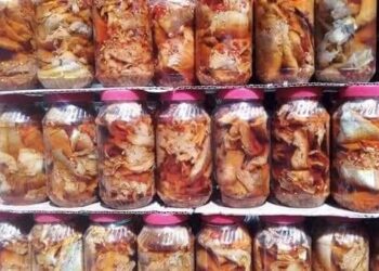 القبض علي بائع ملوحه بقنا لبحث مصرع طفل وإصابة باقي أسرته