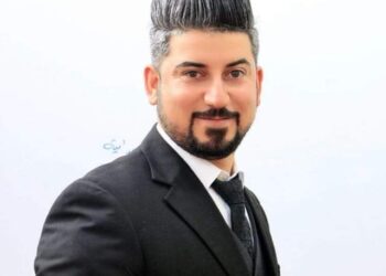 علي صادق الكرعاوى رحلة من الرياضيات واستخدام اليوتيوب والتكنولوجيا لصالح العملية التعليمية