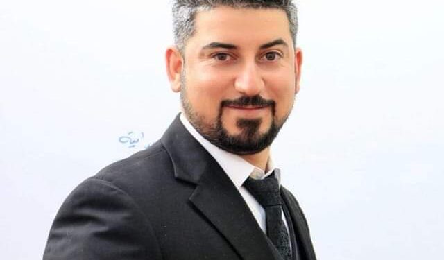 علي صادق الكرعاوى رحلة من الرياضيات واستخدام اليوتيوب والتكنولوجيا لصالح العملية التعليمية