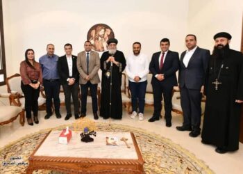 قداسة البابا تواضروس يستقبل وفد من مؤسسة حياة كريمة