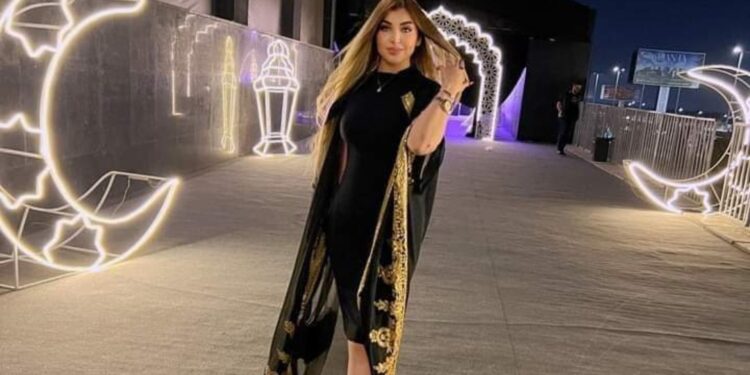 بإطلالة رمضانية سلمى عادل تستعرض رشاقتها بإطلالة مبهجة