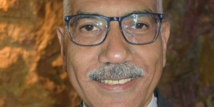 أجراس الكنائس وقيام الليل بالمساجد