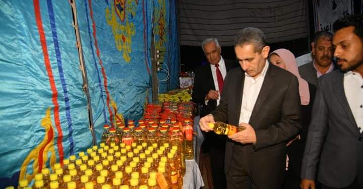 محافظ الغربية يفتتح معرض للسلع الغذائية بالسنطة