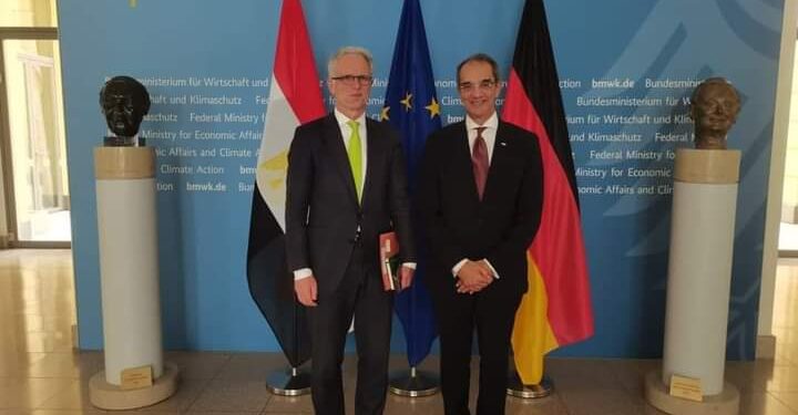 وزير الإتصالات وتكنولوجيا المعلومات يلتقى وزير الدولة للتعاون الاقتصادى والتنمية الألمانى لبحث سبل تعزيز التعاون بين البلدين