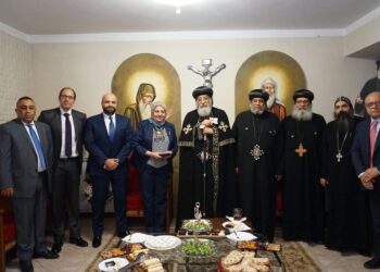 تواضروس الثاني يستقبل وفد القنصلية المصرية في ميلانو