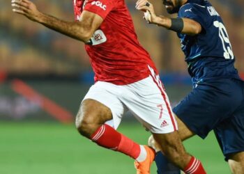 في طريقه لحسم اللقب مبكرًا.. الأهلي يكسر السيراميك