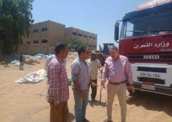 القاضي يتابع عمليات توريد القمح