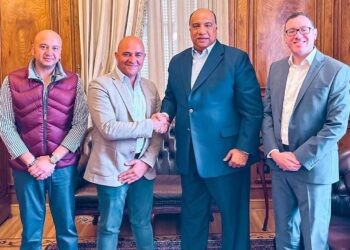 مصيلحي ونائبه عبد المجيد يتبرعا للاتحاد السكندري