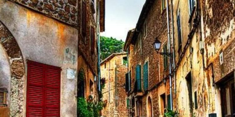 الشارع القديم