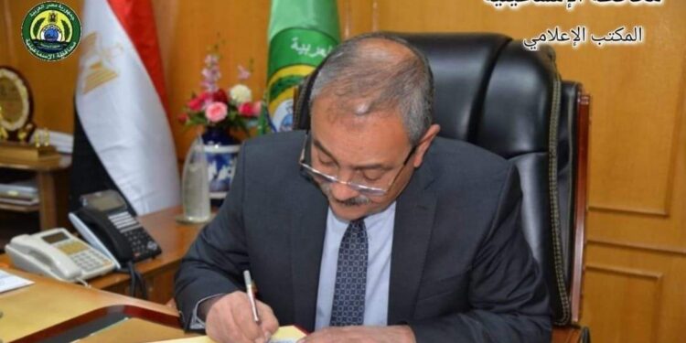 محافظ الإسماعيلية يعتمد درجات تنسيق القبول بالمدارس الثانوية