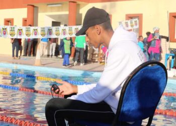 السباحة رياضة الفائدة والمتعة..والألعاب الالكترونية تدمر العقول ..!!