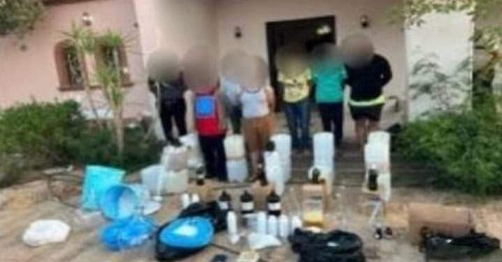 فى ضربة أمنية كبرى ضبط تشكيل عصابي بفيلا بمنشأة القناطر وبحوزتهم كمية لمخدر الايس معده للبيع بقيمة ٤٠مليون جنيه