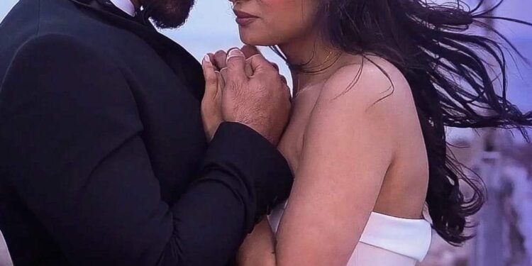 لارا بولس تطرح أولى أعمالها مع شركة مينوس وان استديو minus one studio