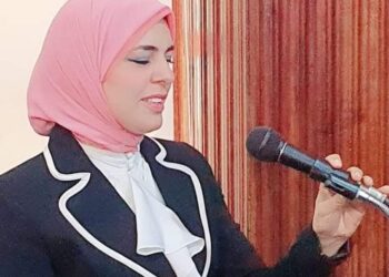 عيش الحياة بسعادة 