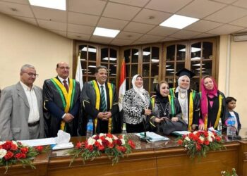 رسالة دكتوراة عن دور المؤسسات العسكرية في تنمية الوعى المجتمعي .