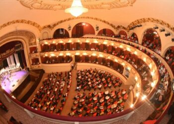 نافذة تطل على الحضارة