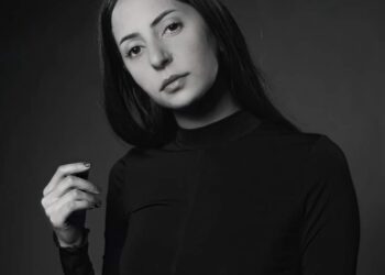 احدث أغنيات  خلود عمر «لمستك وحبيت دلوقت و My Heart will Go On» على الطريقة الميدلى