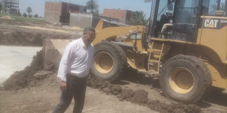 إزالة 20 حالة تعد بالبناء على الأراضي الزراعية بالمنيا