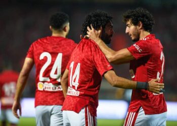 الأهلي يحتفل بعودة الدوري برباعية في مرمى الزمالك..  الأبيض يفلت من هزيمة قاسية من الشياطين الحُمر..