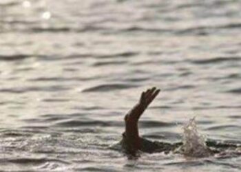 غرق طفل أثناء لهوه على حافة ترعة بجرجا