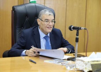 محافظ المنيا يعلن الموافقة على توفيق أوضاع 79 كنيسة 