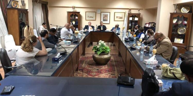 تفاصيل لقاء الدكتور محمد شتا فى صالون الدكتور صديق عفيفى    