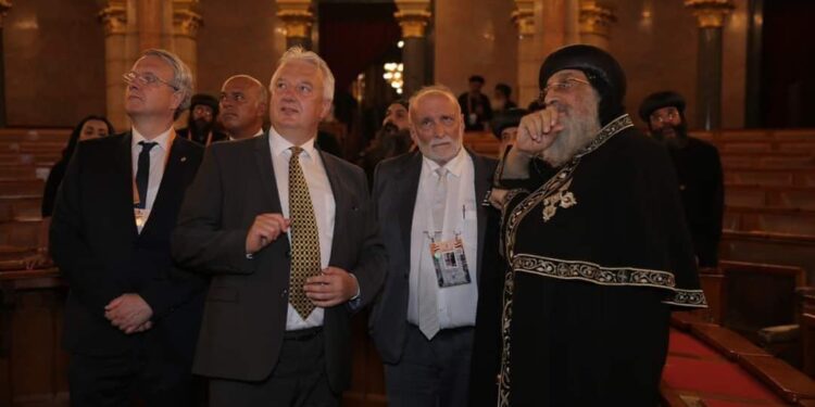 نص كلمة قداسة البابا تواضروس الثاني في حفل العشاء الذي أقيم على شرف قداسته مساء اليوم في البرلمان المجري