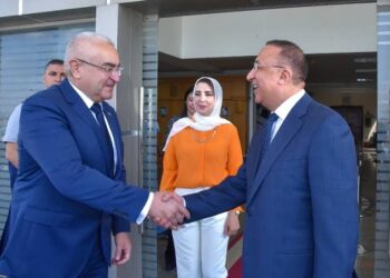 الشريف يستقبل سفير أذربيجان لبحث سبل التعاون المشترك 