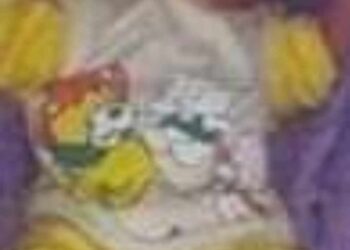 طفل بالحبل السري ملقي إمام مسجد بطهطا