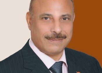 كلام في وطن نعيش فيه