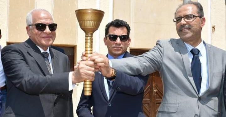 صبحي وراشد يستقبلان شعلة اسبوع شباب الجامعات الــ ” 13″