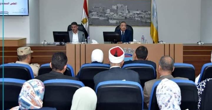 محافظ الإسكندرية يترأس جلسة المجلس التنفيذي للمحافظة