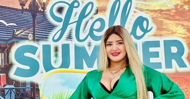 هندية تشعل الساحل الشمالي خلال حفلها الفنى