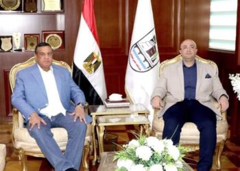 وزير التنمية المحلية يصل محافظة بني سويف 