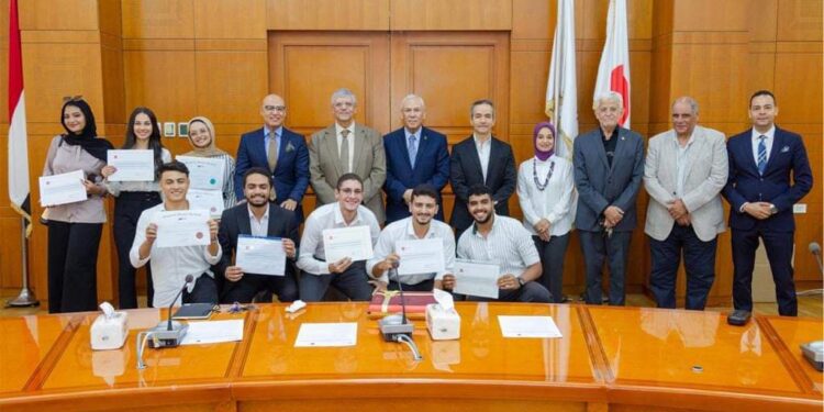 الدكتور عمرو عدلي:8 من طلاب الجامعة اليابانيةيحصدون شهادات مهنية دولية فى المحاسبة من انجلترا وكندا