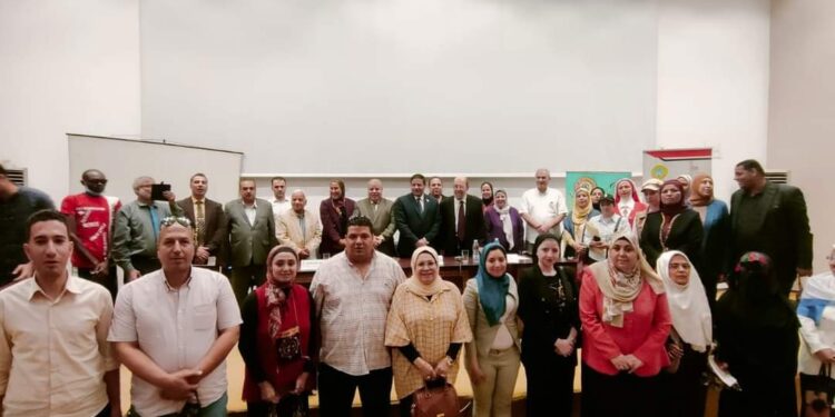 للتحول للاقتصاد الأخضر لابد من بناء القدرات نحو التوافق مع معايير الاستدامة وتقييم مخاطر المناخ 