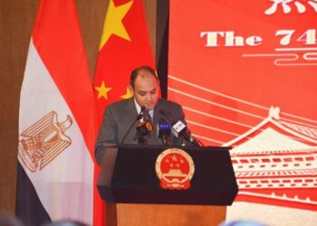 وزير التجارة والصناعة يشارك في الاحتفال بالذكرى الـ74 لقيام جمهورية الصين الشعبية