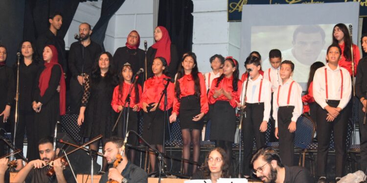 في حب مصر.. فرقة نغم تشعل مسرح مركز الحرية للإبداع