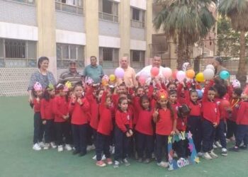 محافظ الجيزة يتابع إنتظام الطلاب في أول أيام الدراسة