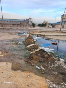 شكاوى من سوء شبكات الصرف الصحي و النظافة في منطقه الألف مصنع بالتجمع الثالث