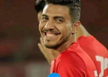 محمد شريف يقترب من القلعة البيضاء