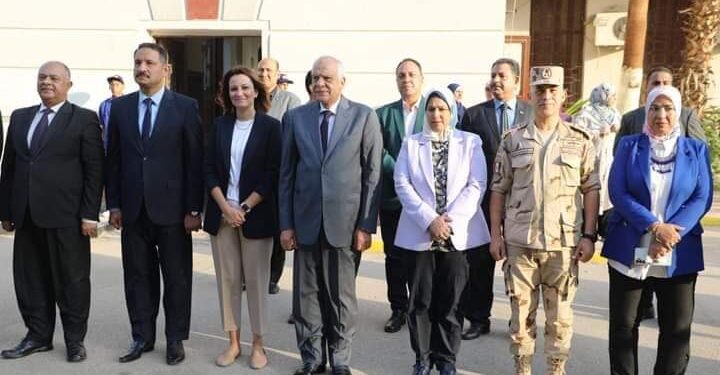 جولة صباحية علي عدد من المدارس لمحافظ الجيزة للاطمئنان على سير العمل وانتظام الطلاب