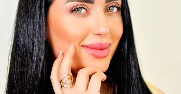 باميلا الكاشي زوجة الفنان رشيد الفوعاني … انتشار واسع في الوطن العربي