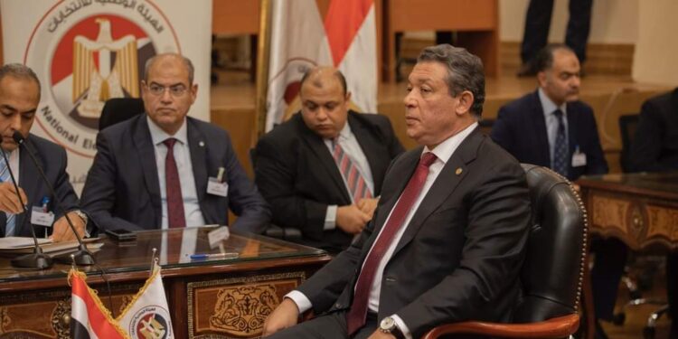 ب 46 تزكية وأكثر من 68 ألف توكيل.. حازم عمر يقدم أوراق ترشحه لانتخابات الرئاسة 2024