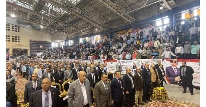 خالد الفقي المشرف العام على الجامعة العمالية والمؤسسة الثقافية يدعم السيسي لمواصله إنجازاته