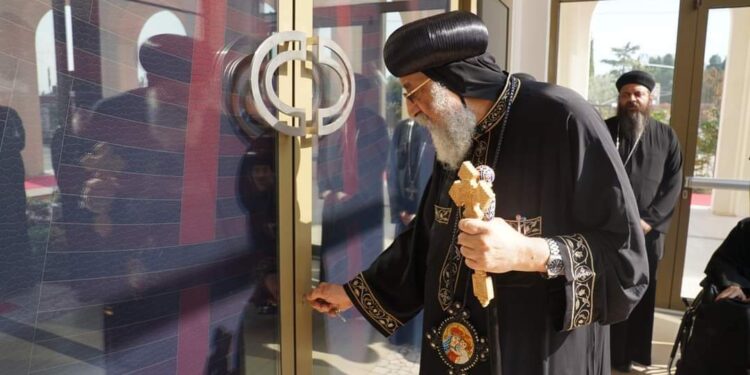 وصول قداسة البابا تواضروس الثاني إلي ڤينيسيا في إطار زيارته الرعوية