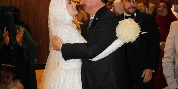 زفاف بنت شقيقة وزير الرياضة الدمياطي يتصدر مواقع وأحاديث السوشيال ميديا بدمياط