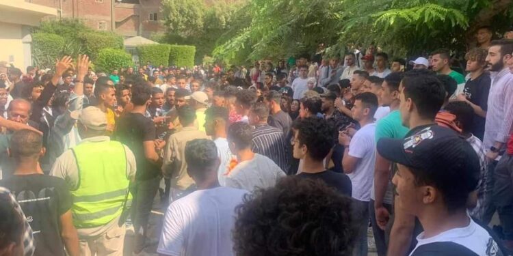 مظاهرات حاشدة لطلاب الجامعات المختلفة دعما لفلسطين