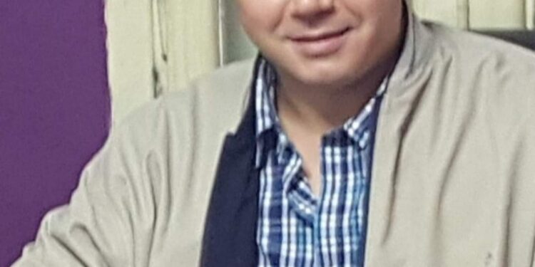 الأسرة هي النواة المجتمع