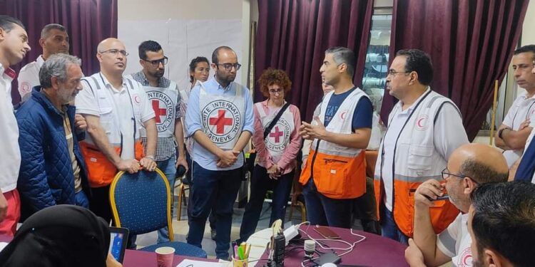 تعرض محيط مستشفي القدس إلي قصف عنيف